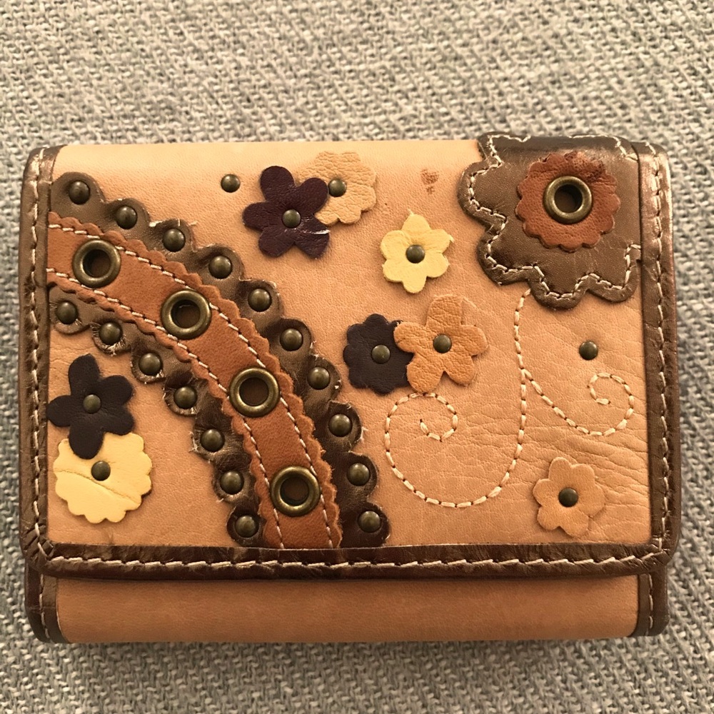 Fossil trifold brown leather wallet floral accents